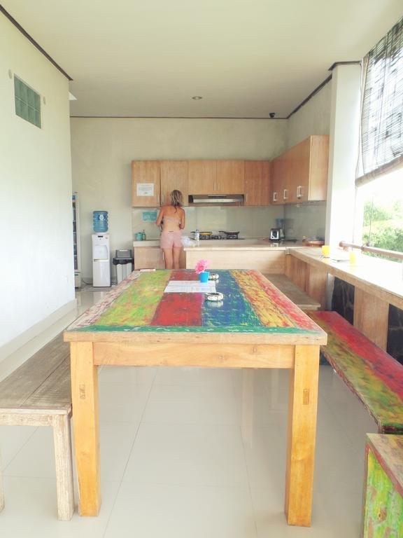 Matra Bali Surf Camp Canggu Exterior foto